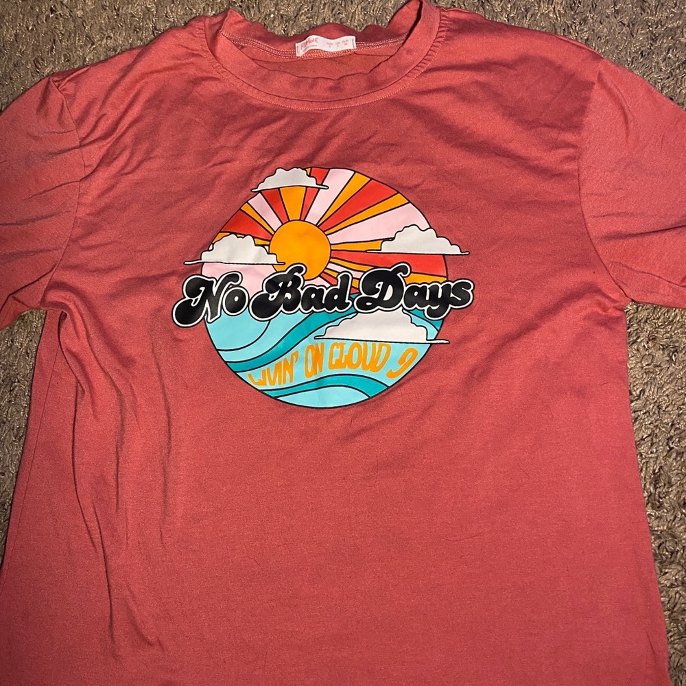 romwe “no bad days” graphic tee